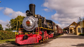 Feriados na MARIA FUMAÇA - Ferrovia do Vinho na Serra Gaúcha!